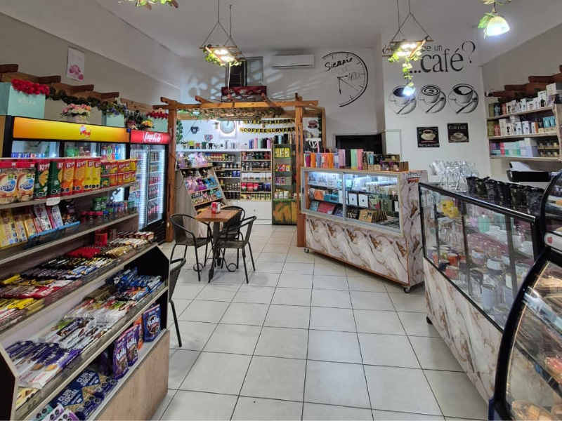 Pili's Coffee - Interior