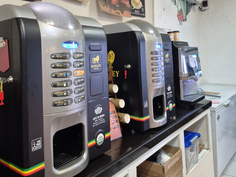 Pili's Coffee - Máquinas de café